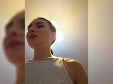 Bongacams Free Porn Cam of KateLove23