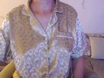 Bongacams Free Live Porn of goodSnowQueen