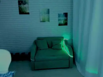 Bongacams Watch Live Sex Cams of Lisa-Ray