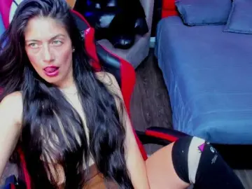 Bongacams Adult Video Chat of Sara69-