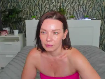EveLibston from bongacams