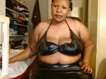 Bongacams Watch Live Sex Cams of Sexiemama
