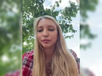 Bongacams Best live sex cam show of EwaBrown