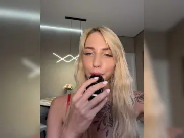 Bongacams Best Webcam of EwaBrown