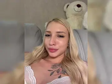 Bongacams Sex Cam of EwaBrown