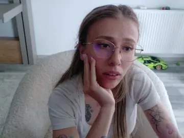 Bongacams Adult Video Chat of DiddySweet1