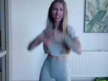 Bongacams Free Porn Cam of DiddySweet1