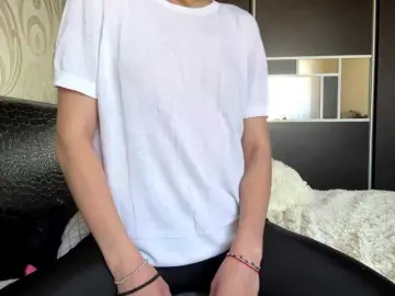 Bongacams Live Sex Cam of ElliWagemann