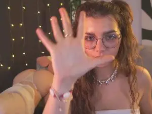 Cam4 Adult Video Chat of AzzieTheriault