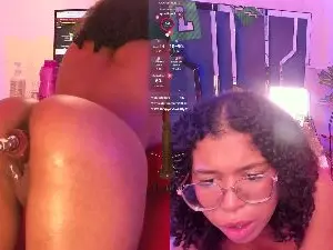 Cam4 Free Live Porn of MilaHall