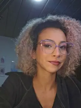 Cam4 Private Sex Chat of Pinkcaramel