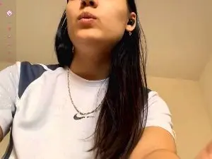 Cam4 Private Sex Chat of AvrilVillane