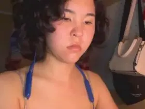 Cam4 Live Sex of KyongOubre