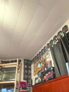 Cam4 Live Sex Cam of SaraLaw22