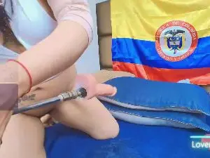 Cam4 Live Porn of janette_rider