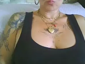 Cam4 Sex Chat of Xena6A9_90