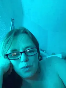 Cam4 Live Sex Cam of m_o_na_x