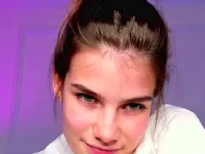 Cam4 Nude Webcam of Adrialii