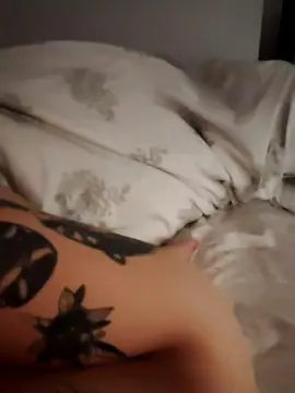 h0tMilk from cam4