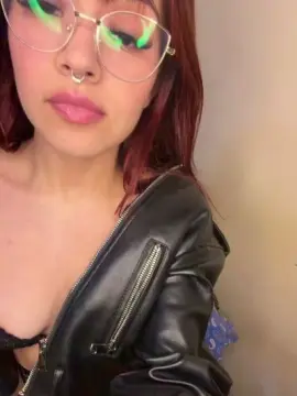 Cam4 Nude Webcam of Lucilleee69