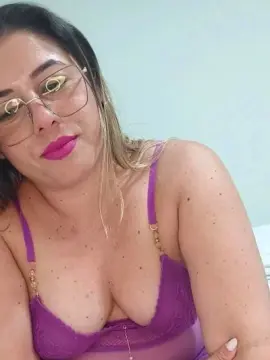 Cam4 Free Live Porn of Anjinho_Naynha