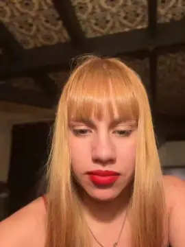 Cam4 Live Porn of saraangelafern1