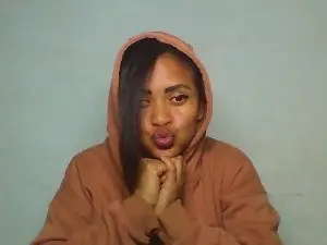 Fah_sexyhot from cam4