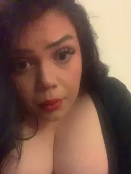 Cam4 Adult Video Chat of missyummyhot