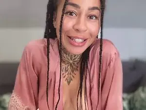 Cam4 Private Sex Chat of Caramella96