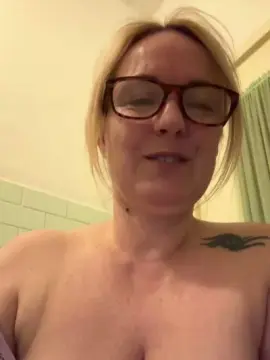 Cam4 Free Live Porn of lucestellata
