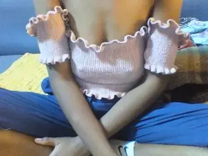 Cam4 Live Sex of Ricah_bellah