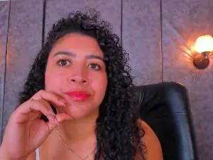thara24 from cam4