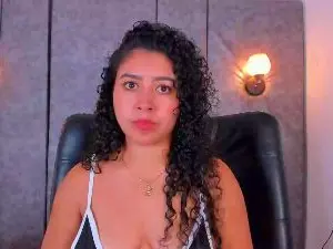 Cam4 Sex Chat of thara24