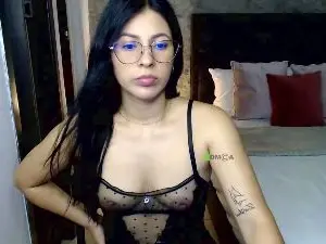 Cam4 Live Sex of daniela_castroo