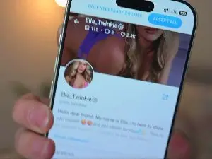 Cam4 Nude Webcam of EllaTwinkle