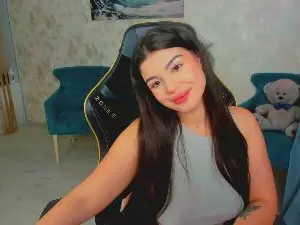 SnowingWinter from cam4