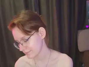 EllySista from cam4