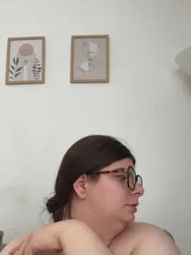 Cam4 Adult Video Chat of beb2hot