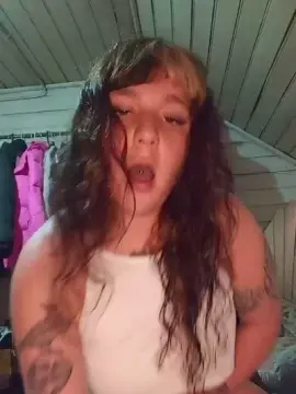 Cam4 Live Sex of bbyfox666