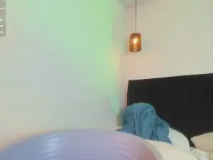 Cam4 Free Live Porn of dolly_zoe