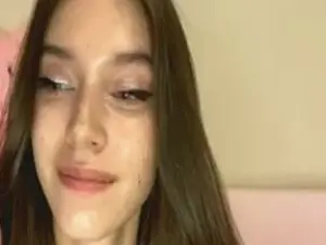 Cam4 Live Sex of JolynnCampean