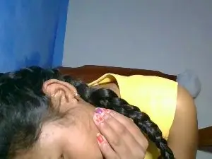 Cam4 Adult Video Chat of elinah_xxx