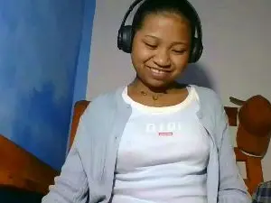 Cam4 Nude Webcam of elinah_xxx