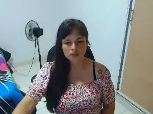 Cam4 Watch Live Sex Cams of carladowsxxx