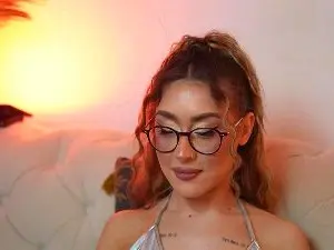 Cam4 Free Porn Cam of AileenKiss