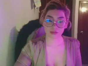 Cam4 Watch Live Sex Cams of cindy_rockefel5