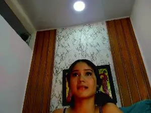 Cam4 Free Live Porn of marianamanzur01