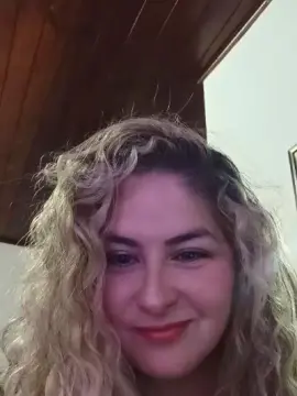 Cam4 Adult Webcam of Meycurvy