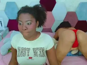 sexy_duo__girl from cam4