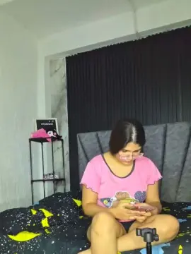 Maddyh from cam4